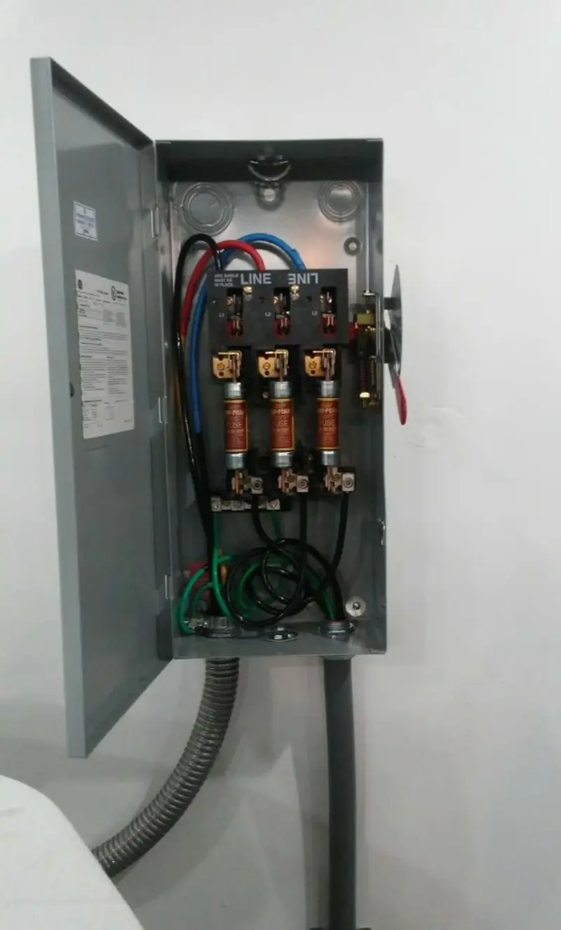 Three-phase disconnect switch installed for Electrical Wiring & Rewiring in Vandalia